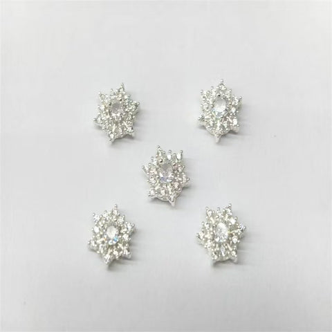 #E7 E8 E9 E10 E11 E12 E13 E14 E15 Zircon 11.5mm Snowflake Charms For DIY Jewelry Accessories